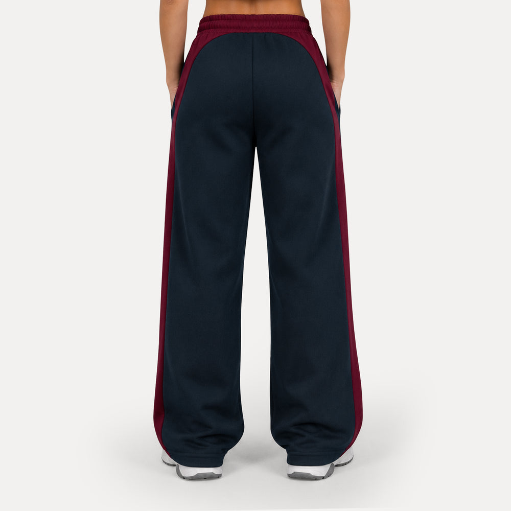 SMILODOX x FILA Teens Outfit Set Skylar
